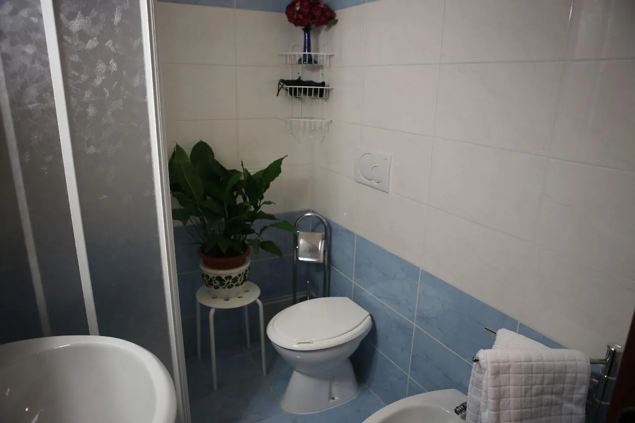 Azzurro San Pietro Apartment Rome